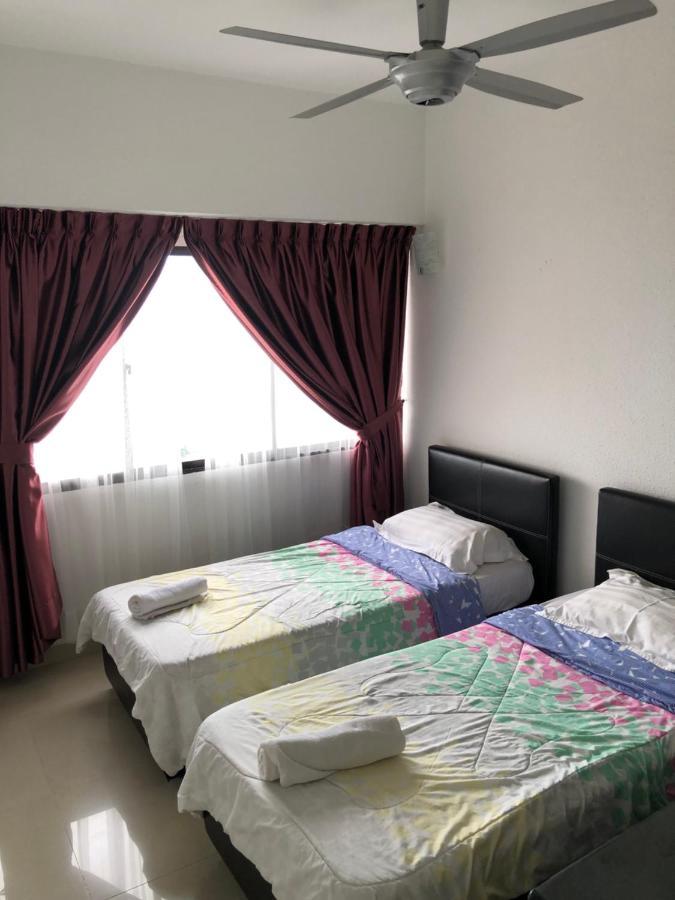 Beach Resort Home Stay Sri Sayang 05 Apartment Batu Ferringhi 2Bedroom Экстерьер фото