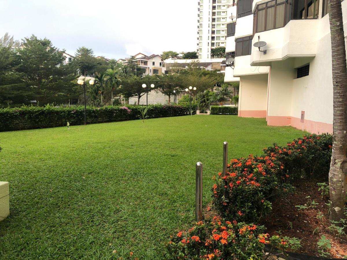 Beach Resort Home Stay Sri Sayang 05 Apartment Batu Ferringhi 2Bedroom Экстерьер фото